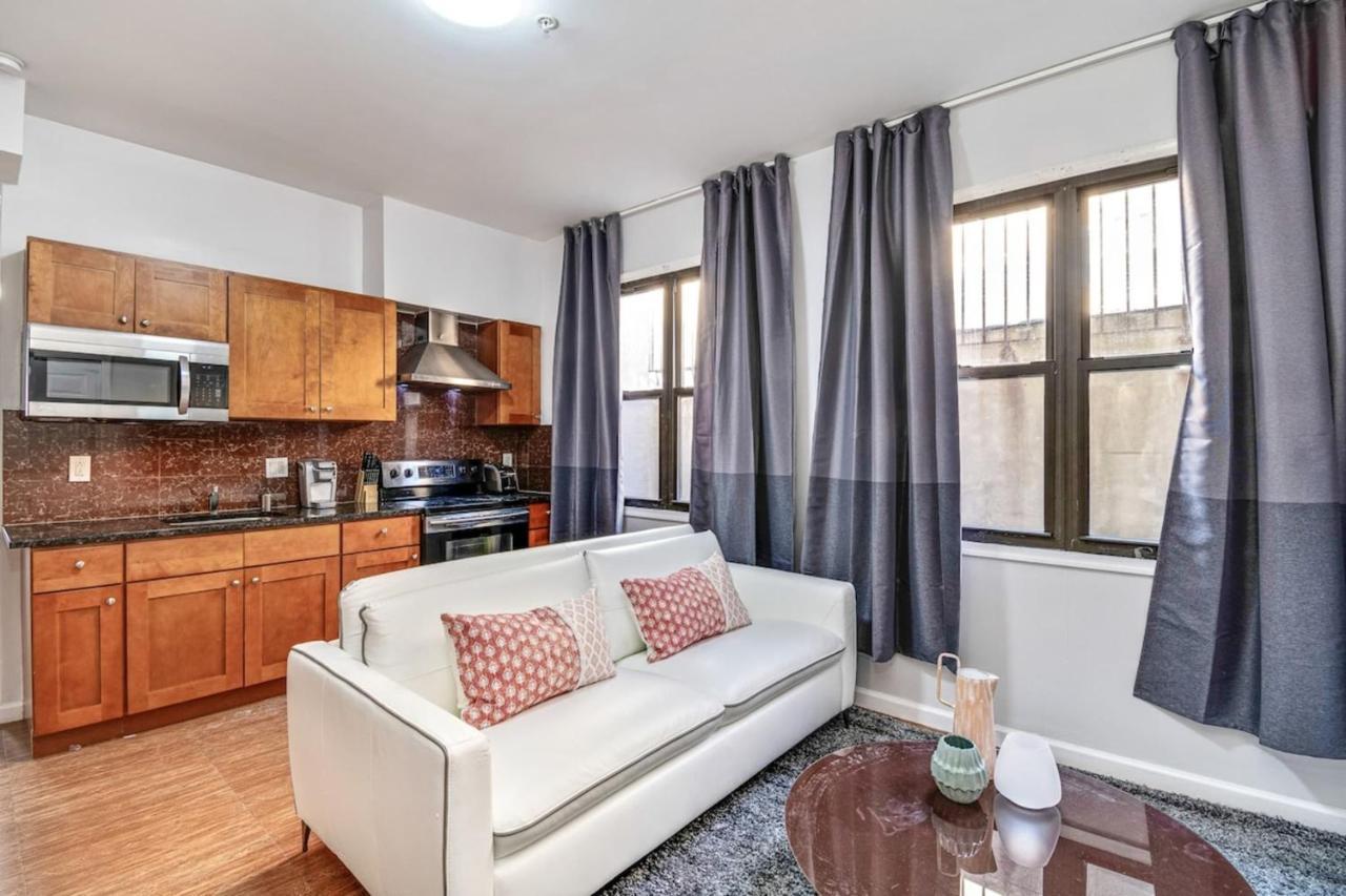 Appartamento Cozy And Stylish 2Bd Apt With Great Location! Filadelfia Esterno foto